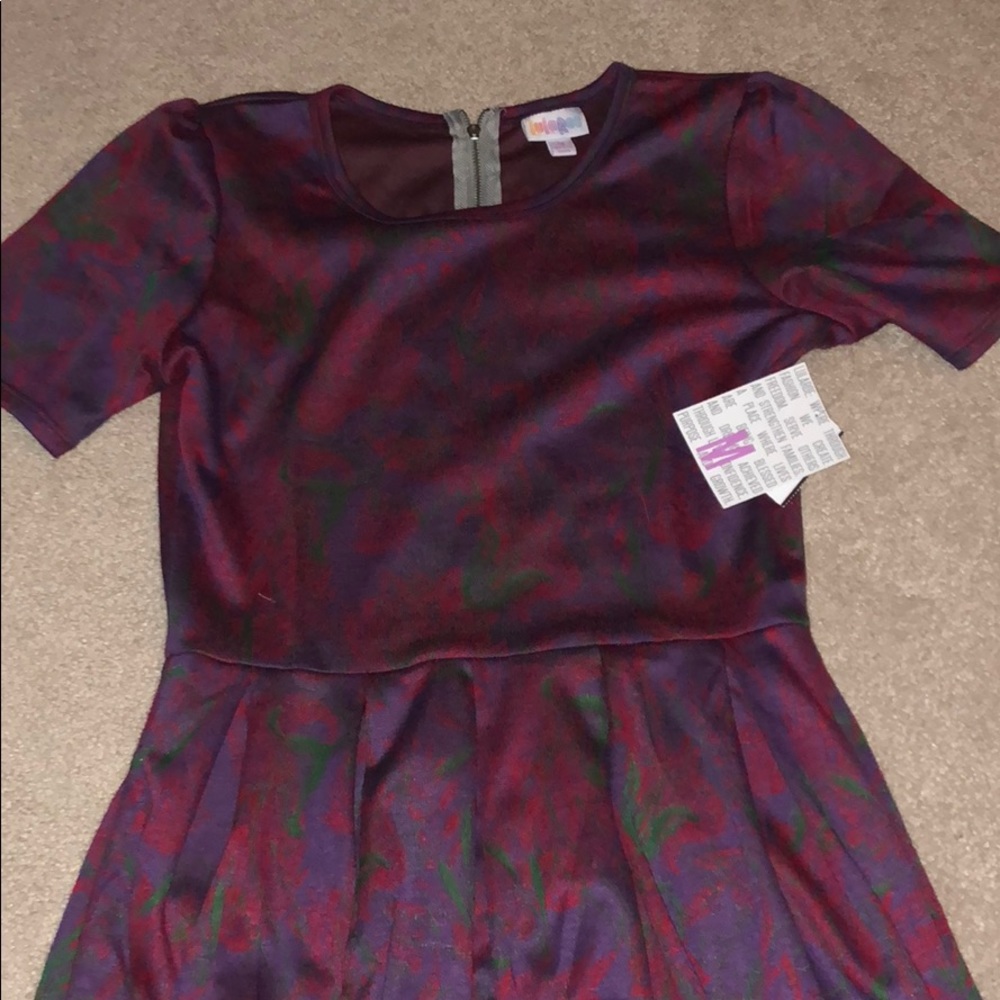 Beautiful LuLaRoe Amelia!